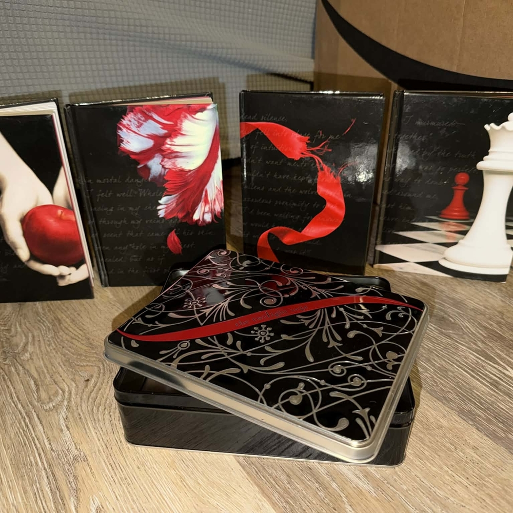 Elegant Black and Red Decorative Tin Box